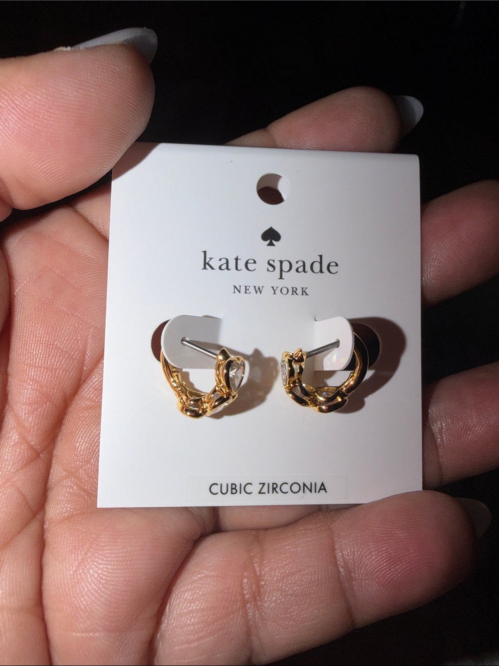 Kate Spade Gold Heart Triple Crystal Huggie Earrings - NWT - Picture 4 of 5